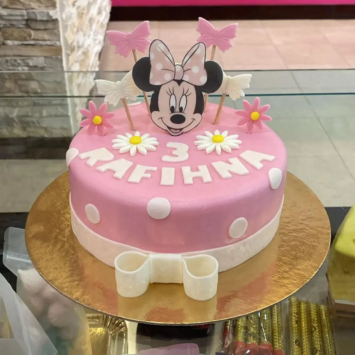 Bolo Aniversário Minnie 1
