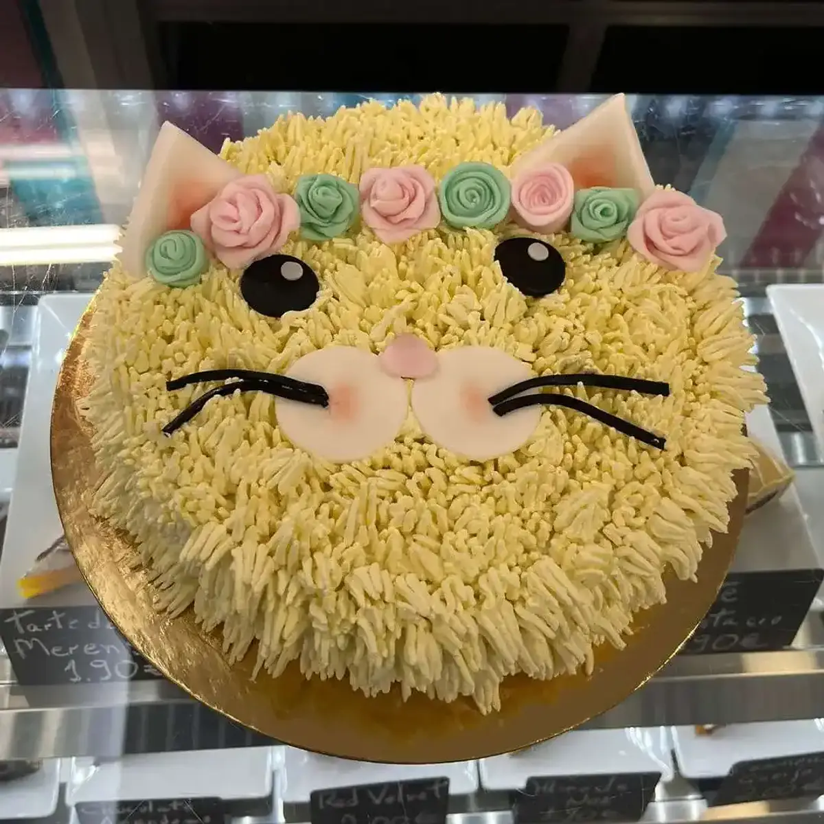 Bolo Gatinho Amarelo