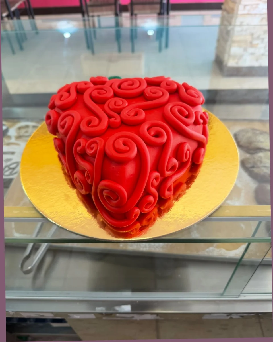 Bolo Fruta Coração