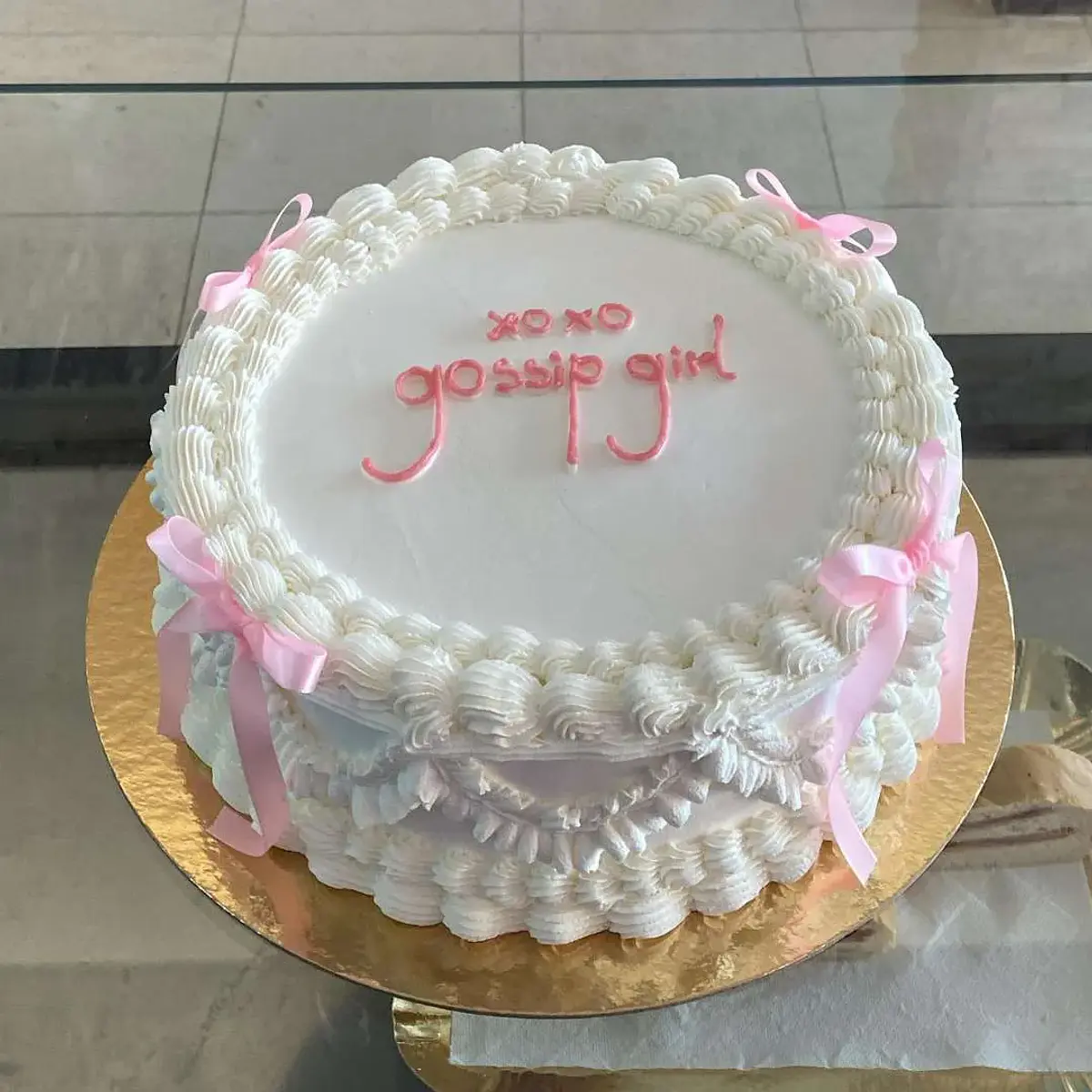 Bolo Aniversário " Gossip Girl"