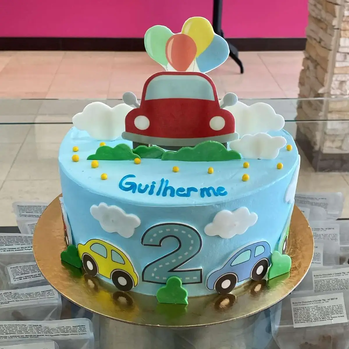Bolo Aniversário Carrinhos