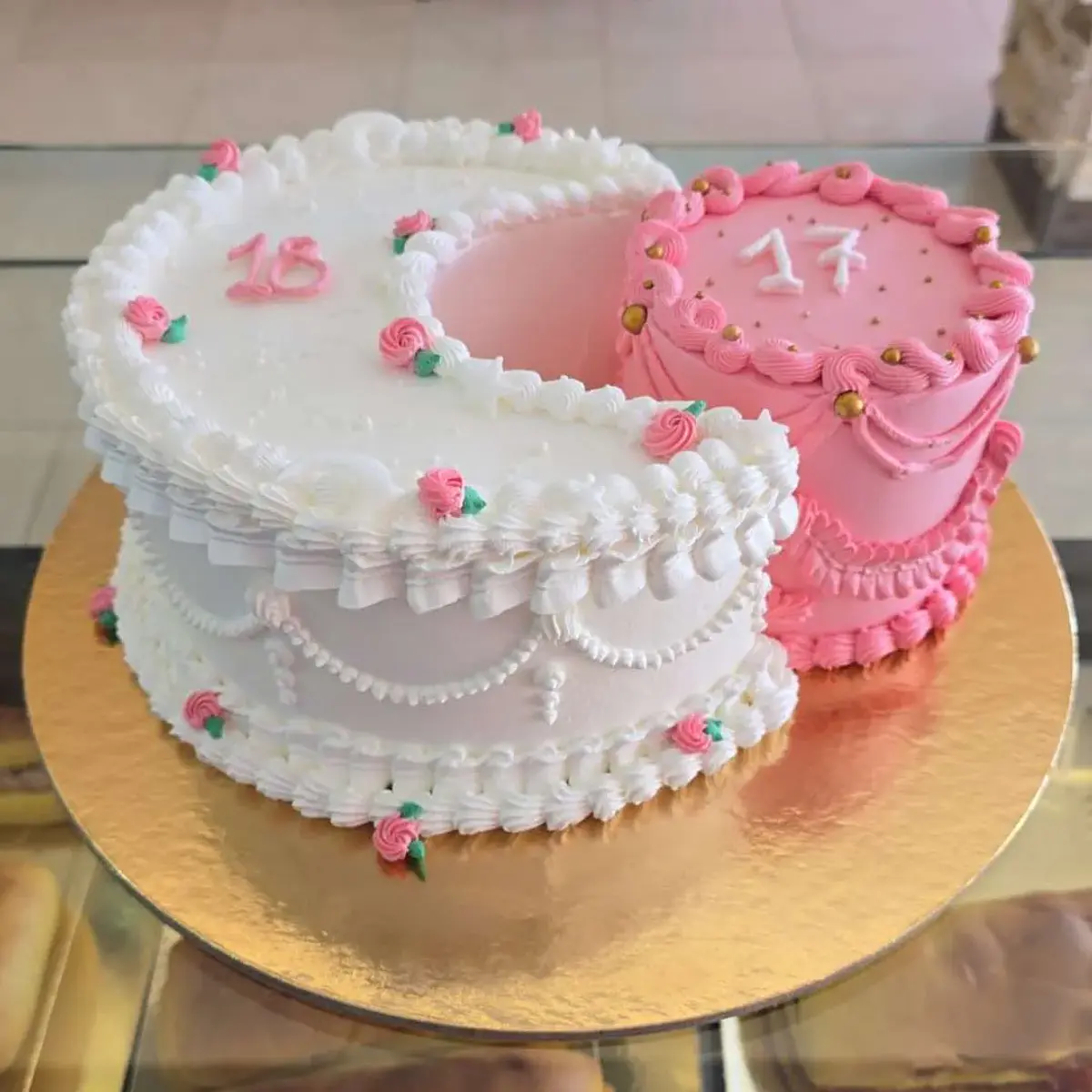 Bolo Sol e Lua Rosa e Branco