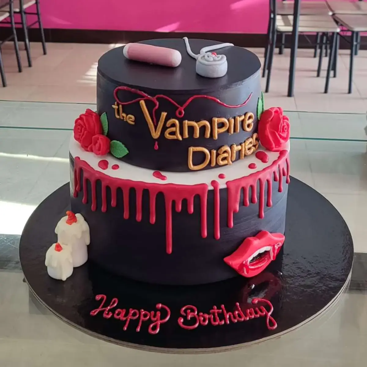 Bolo The Vampire Diaries