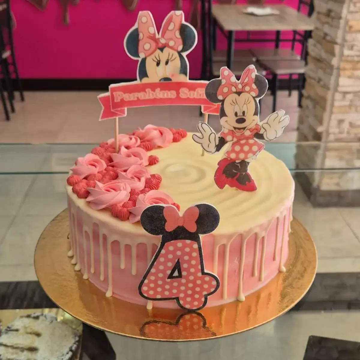 Bolo Aniversário Minnie 6