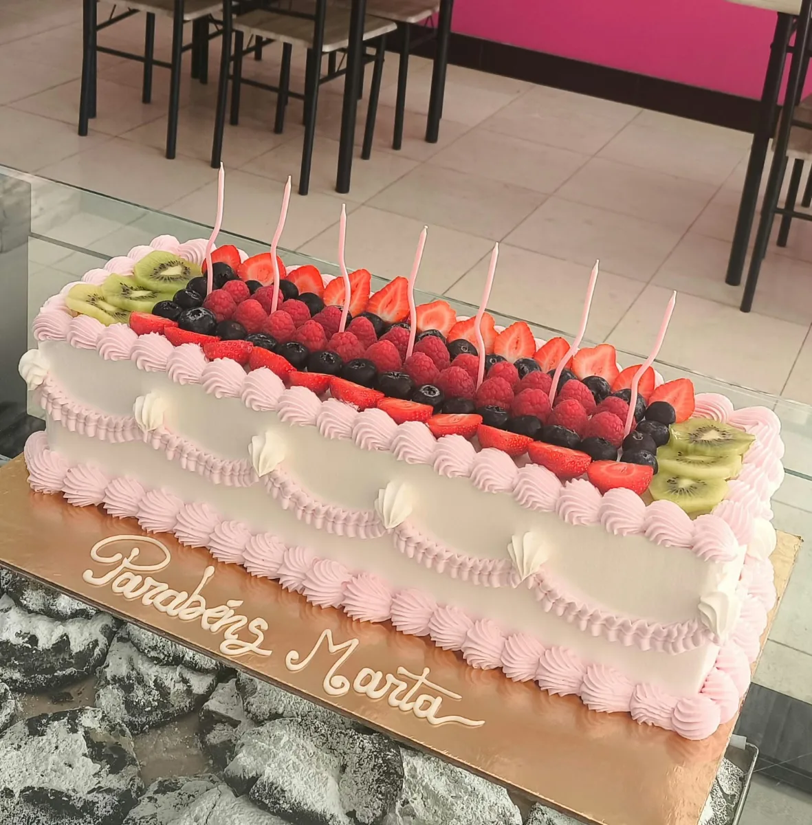 Bolo de Aniversário da Marta Retangular
