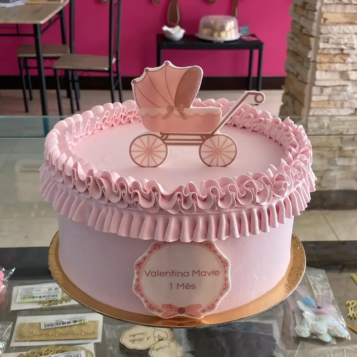 Bolo Mêsversário Menina